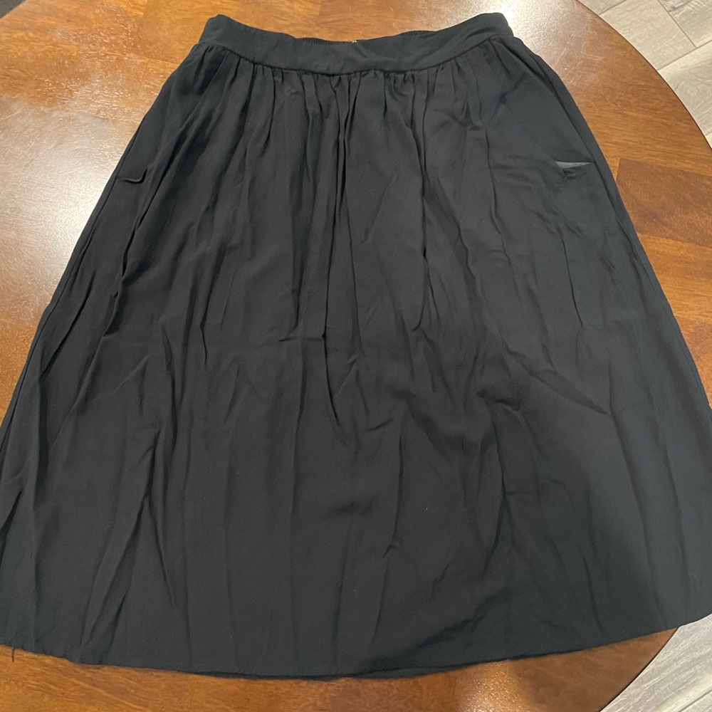 Black skirt